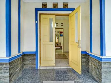 OYO 90892 My Guest House Syariah