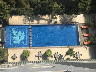 Executive 2BR at Galeri Ciumbuleuit 1 By Travelio