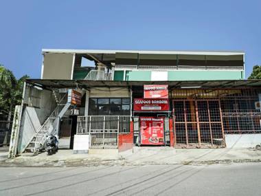 SPOT ON 91135 Hanami Syariah