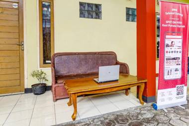 SPOT ON 91159 Kost Putrana Syariah