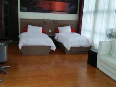 Bukit Cikahuripan Resort