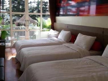 Bukit Cikahuripan Resort