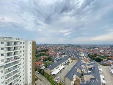 Gateway Pasteur 2BR near Pasteur Toll By Travelio