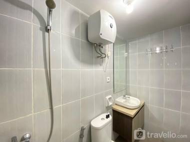 Spacious & Homey 2BR Newton Residence By Travelio