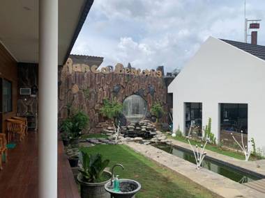 Ranca Bentang Villa & Resto Sunda