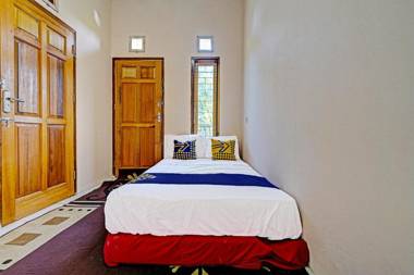 SPOT ON 91468 Pondok Shofa Mc Syariah