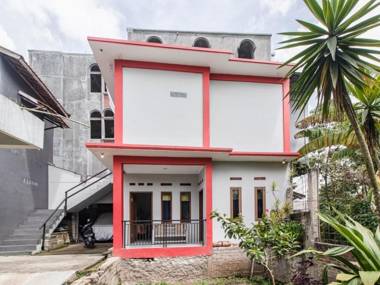 Villa Cihideung 99
