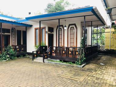 Villa Mutiara Hitam Situ Cileunca Pangalengan 