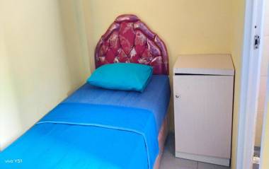 OYO 90868 Ikhwan Guest House Syariah