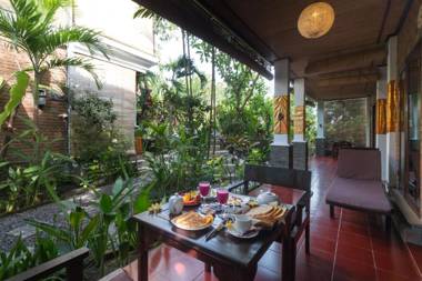 Tropical Bali Hotel