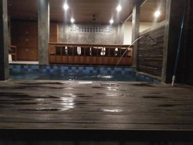 Made House Homestay and Dormitory