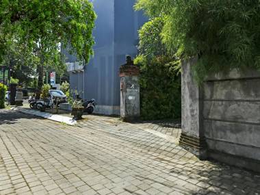 Collection O 90993 Sanur Lodge