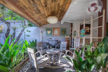 Bali Komang Guest House Sanur