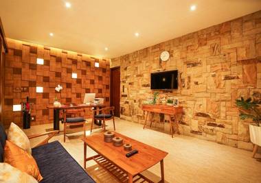 The Mavila - CHSE Certified