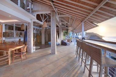 Kerang Bingin Beach Villa