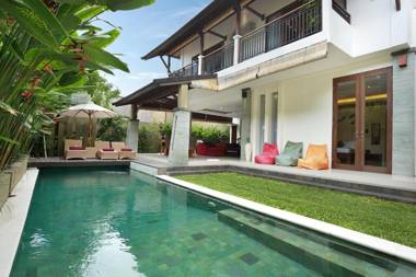 The Kumpi Villas