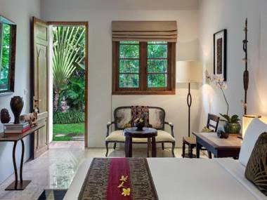 Room & Vespa Suite 3