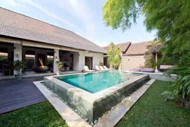 Exotic Seminyak Villa Teko