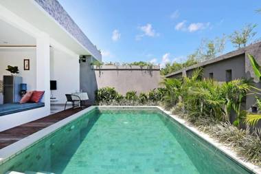 Adorable 1BR villas in the herat of Seminyak