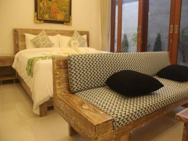 Green Studio Apartment Seminyak