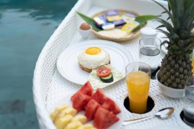 Villa Lapiz Lazuli 7 Seminyak Kuta 3BR With Pool