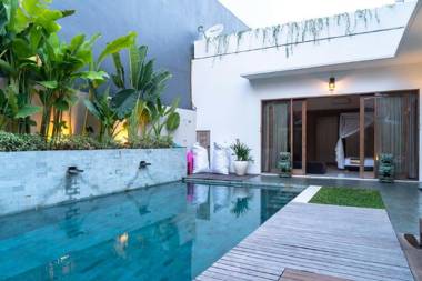 Villa Duna Bali 3BR pool villa Petitenget Seminyak
