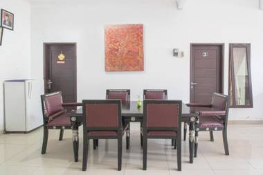 OYO 2836 Sekar Sari Residence