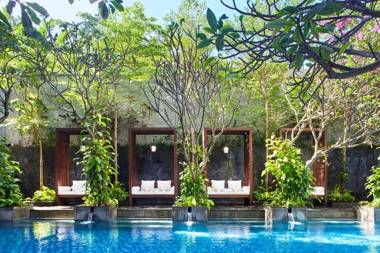 Jambuluwuk Oceano Seminyak Hotel