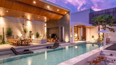 Villa Boya - Amazing 6 bedrooms villa in Central Berawa!!!