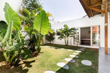 Exquisite Architectural Villa with Outdoor Pool