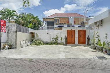 OYO 90670 The Aloha Residence