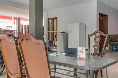 OYO 90670 The Aloha Residence