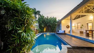 Free pickup - 2bdr private pool villa in Seminyak