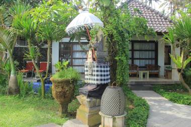 Bali Santi Bungalows