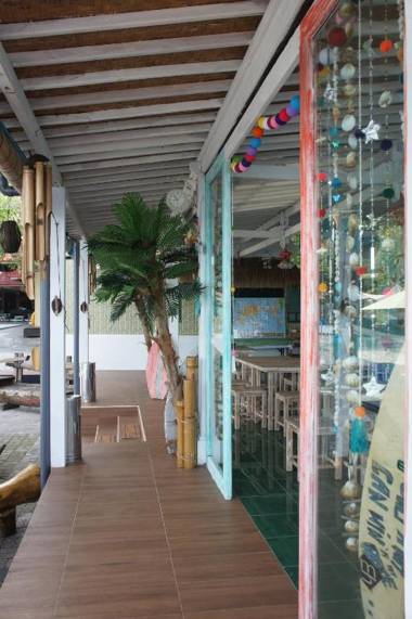 At The Beach Candidasa