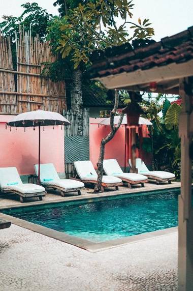 The Chillhouse - Bali Surf and Yoga Retreat