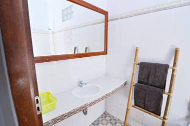 Happy Devi Guesthouse