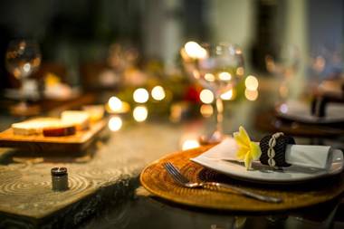 Comfortable Home Walk To BERAWA BEACH Quiet Area