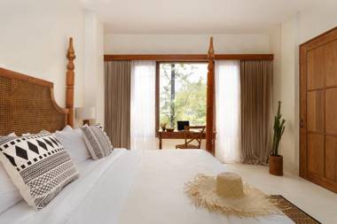 White Goose Boutique Hotel