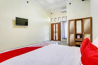 OYO 90882 Sari Homestay