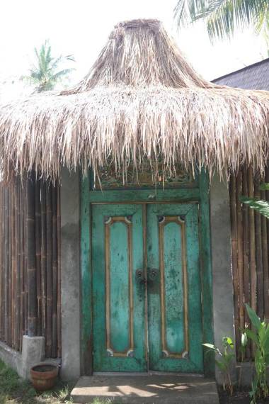 Captain Coconuts Gili Air