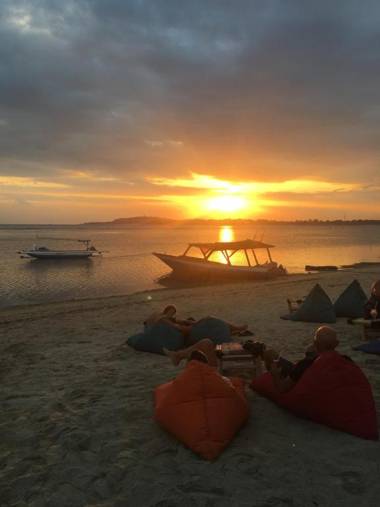 De'Coco Villa and Suites