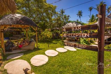 Oceans 5 Dive Resort