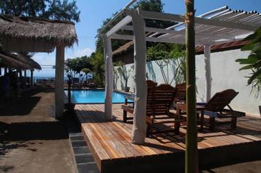 Star Bar and Bungalows