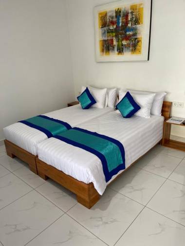 Bale Solah Beach Club & Hotel