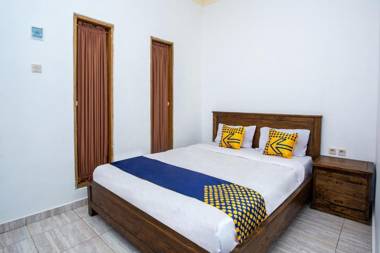 SPOT ON 2761 Pondok Kartini