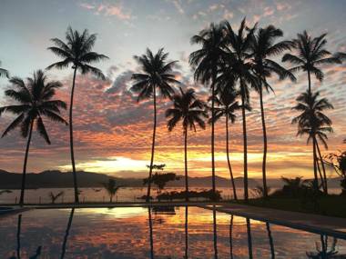 Legon Pari Beach Resort