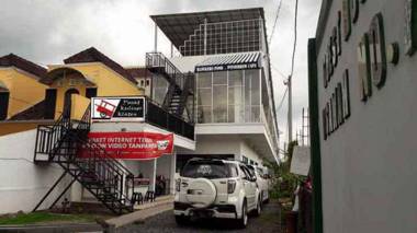 D'Sawah Guesthouse Klaten RedPartner