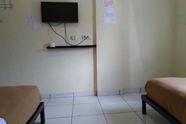 OYO 3499 J8 Hotel