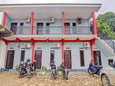 OYO 91022 STeZe Homestay Syariah